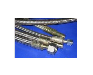 耐腐金屬軟管，工業(yè)設備的鏈接者